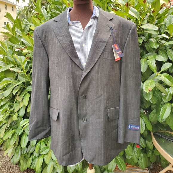 STAFFORD SUIT JACKET AND PANTS - Picture 2 of 16